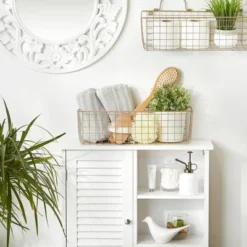 Design Imports Set Of 2 M Gold Wire Wall Baskets -Storage Store GUEST 2027635e 9713 4f20 aafa 48e47508fae7