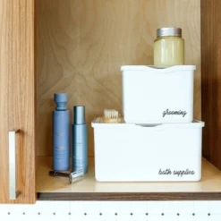 Medium Stacking Bin With Lid Clear/White - Madesmart -Storage Store GUEST df20dd44 39e4 4035 9fb5 3a8af705800a